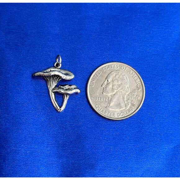 Sterling Silver Chanterelle Mushroom Charm,Silver Chanterelle Mushroom Charm - Picture 3 of 4